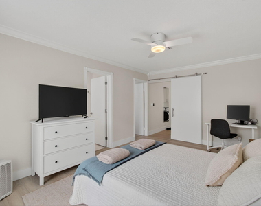 802 Mallard Drive - Photo Thumbnail 33