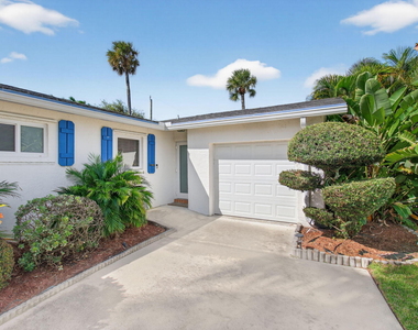 802 Mallard Drive - Photo Thumbnail 4