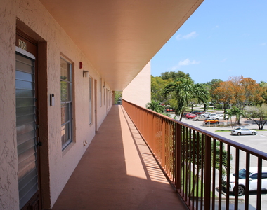 14671 Bonaire Boulevard - Photo Thumbnail 20