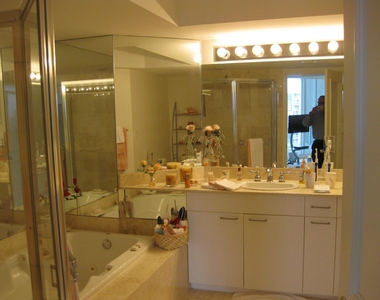 21055 Yacht Club Drive - Photo Thumbnail 11