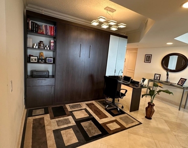 21055 Yacht Club Drive - Photo Thumbnail 3