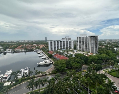 21055 Yacht Club Drive - Photo Thumbnail 17