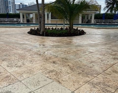 21055 Yacht Club Drive - Photo Thumbnail 37