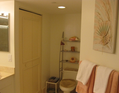 21055 Yacht Club Drive - Photo Thumbnail 12
