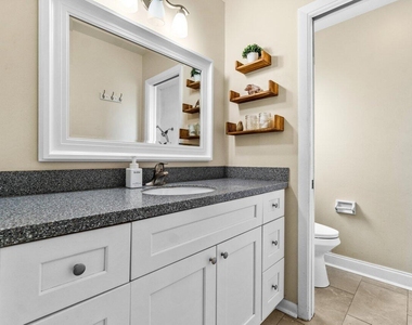 1352 Wyndcliff Drive - Photo Thumbnail 13