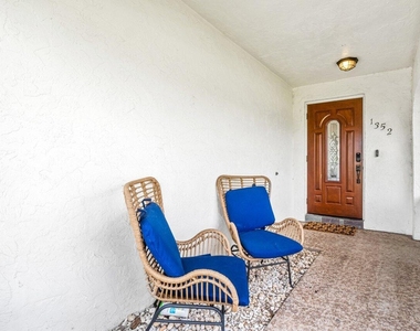 1352 Wyndcliff Drive - Photo Thumbnail 26