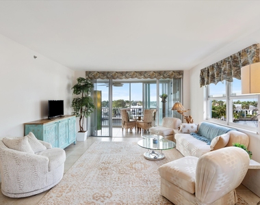 3310 S Ocean Boulevard - Photo Thumbnail 8
