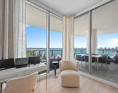 220 Lake Shore Drive - Photo Thumbnail 21