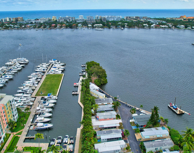 802 W Windward Way - Photo Thumbnail 3