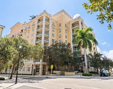 403 S Sapodilla Avenue - Photo Thumbnail 10