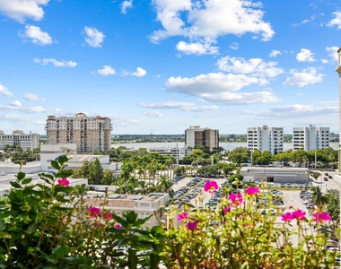 403 S Sapodilla Avenue - Photo Thumbnail 8