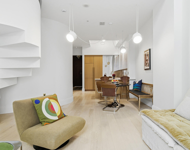 801 S Olive Avenue - Photo Thumbnail 7
