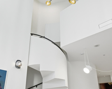 801 S Olive Avenue - Photo Thumbnail 8
