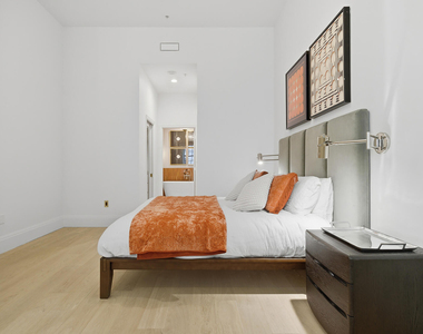 801 S Olive Avenue - Photo Thumbnail 23