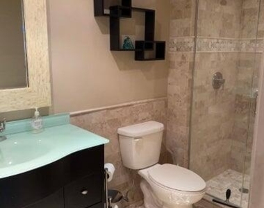 11234 Green Lake Drive - Photo Thumbnail 5