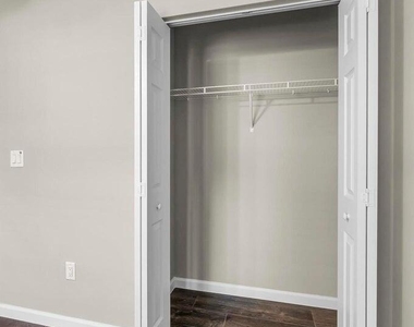 574 Nw Bayshore Boulevard - Photo Thumbnail 27