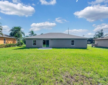 574 Nw Bayshore Boulevard - Photo Thumbnail 38