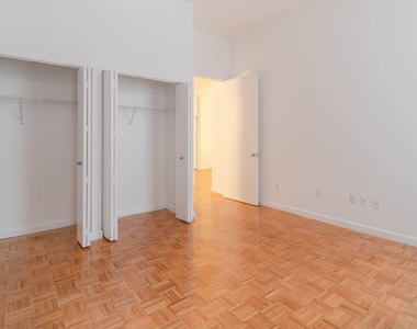 71 Broadway - Photo Thumbnail 23