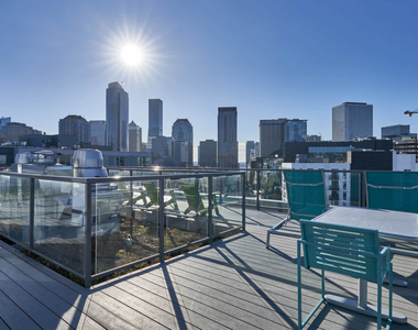 320 East Pine - Photo Thumbnail 17