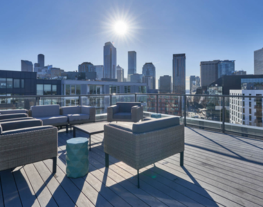 320 East Pine - Photo Thumbnail 16