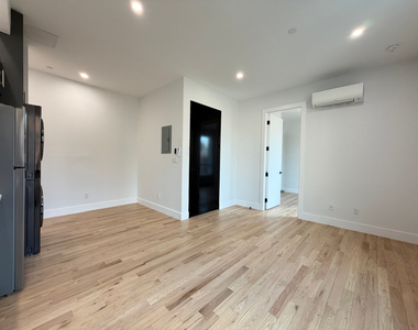 193 Withers Street - Photo Thumbnail 3