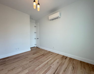 193 Withers Street - Photo Thumbnail 7