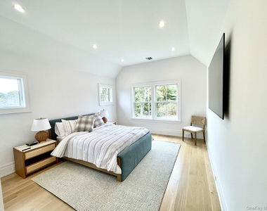 59 Shinnecock Hills Road - Photo Thumbnail 8