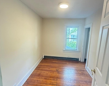 35 Starr Avenue - Photo Thumbnail 15