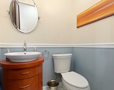847b E Broadway - Photo Thumbnail 16