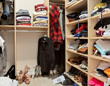 847b E Broadway - Photo Thumbnail 9