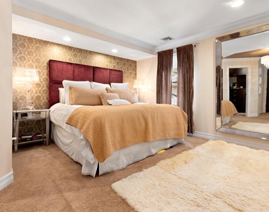 847b E Broadway - Photo Thumbnail 17