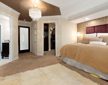 847b E Broadway - Photo Thumbnail 18