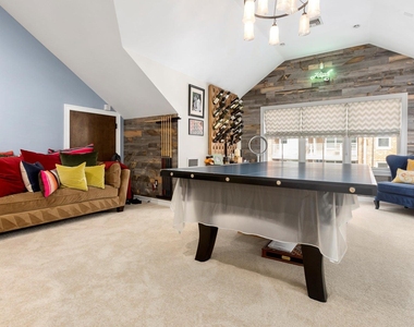 847b E Broadway - Photo Thumbnail 21