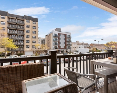 847b E Broadway - Photo Thumbnail 26