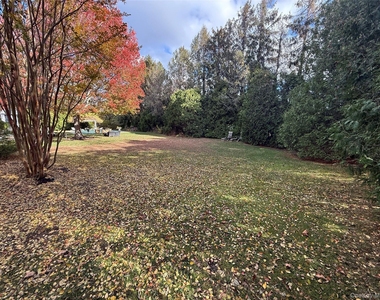 2465 Fairway Drive - Photo Thumbnail 36