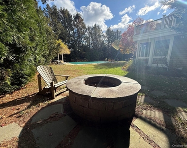 2465 Fairway Drive - Photo Thumbnail 33