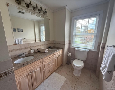 2465 Fairway Drive - Photo Thumbnail 25