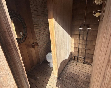 2465 Fairway Drive - Photo Thumbnail 34