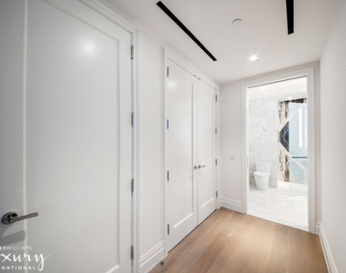 108 Leonard Street - Photo Thumbnail 5