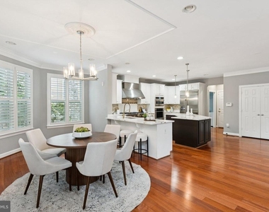7351 Nicole Marie Court - Photo Thumbnail 6
