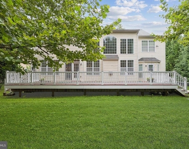 7351 Nicole Marie Court - Photo Thumbnail 25