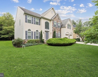 7351 Nicole Marie Court - Photo Thumbnail 24