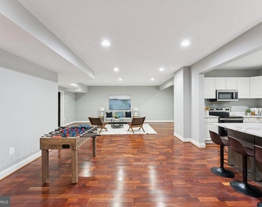 7351 Nicole Marie Court - Photo Thumbnail 9