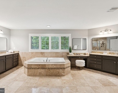 7351 Nicole Marie Court - Photo Thumbnail 21
