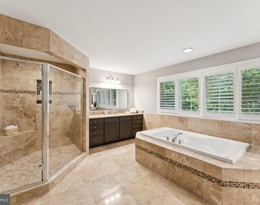 7351 Nicole Marie Court - Photo Thumbnail 22