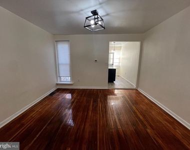 254 W Sheldon Street - Photo Thumbnail 5