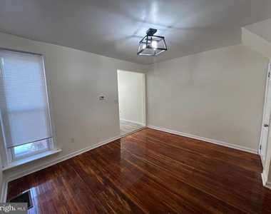 254 W Sheldon Street - Photo Thumbnail 4