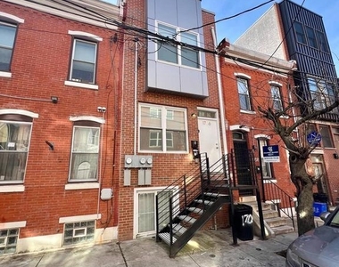 1706 Arlington Street - Photo Thumbnail 3