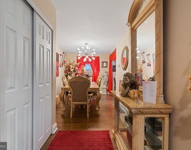 2874 Tolbut Street - Photo Thumbnail 7