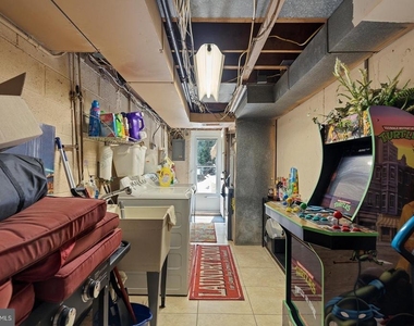 2874 Tolbut Street - Photo Thumbnail 16